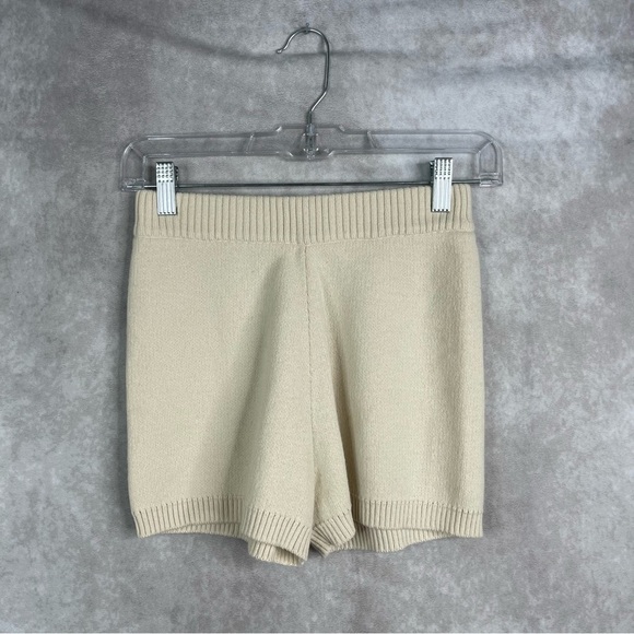 Peach Den Merino Wool Blend Knit Pull On Shorts In Ivory Women's Size S - Picture 1 of 6
